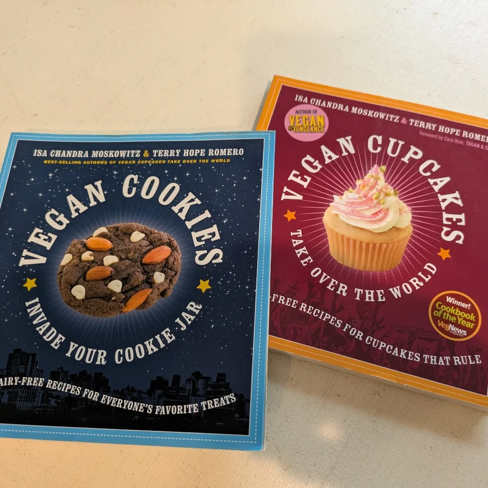 Vegan Cookies and Cupcakes Recipe Books